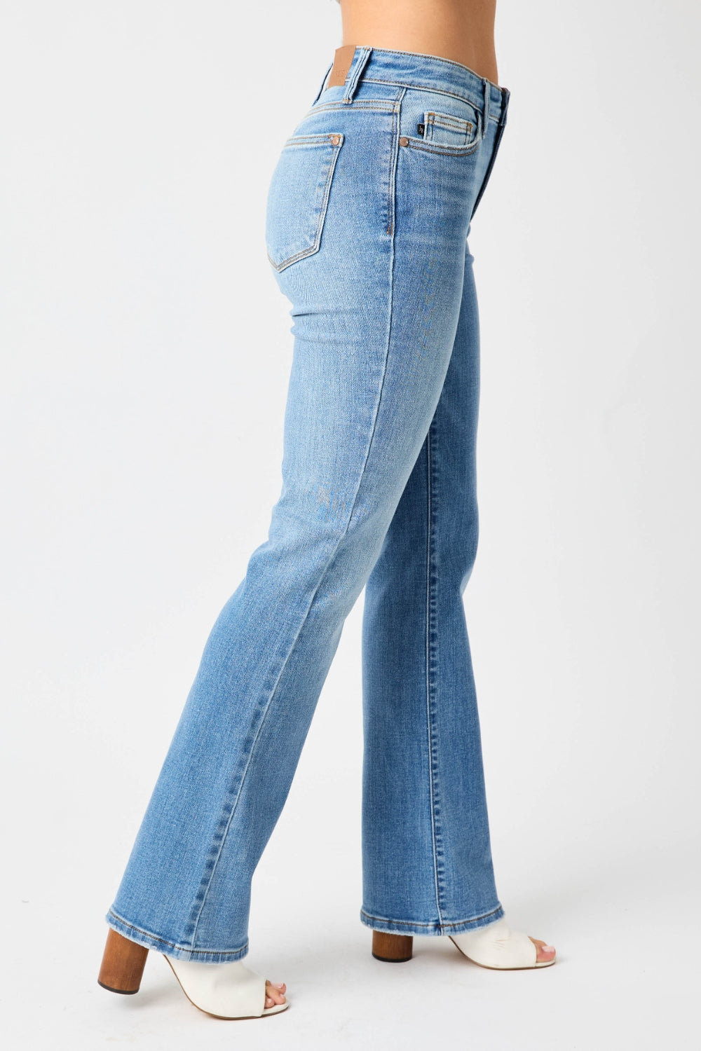 Judy Blue Full Size Mid-Rise Waist Straight Jeans Trendsi