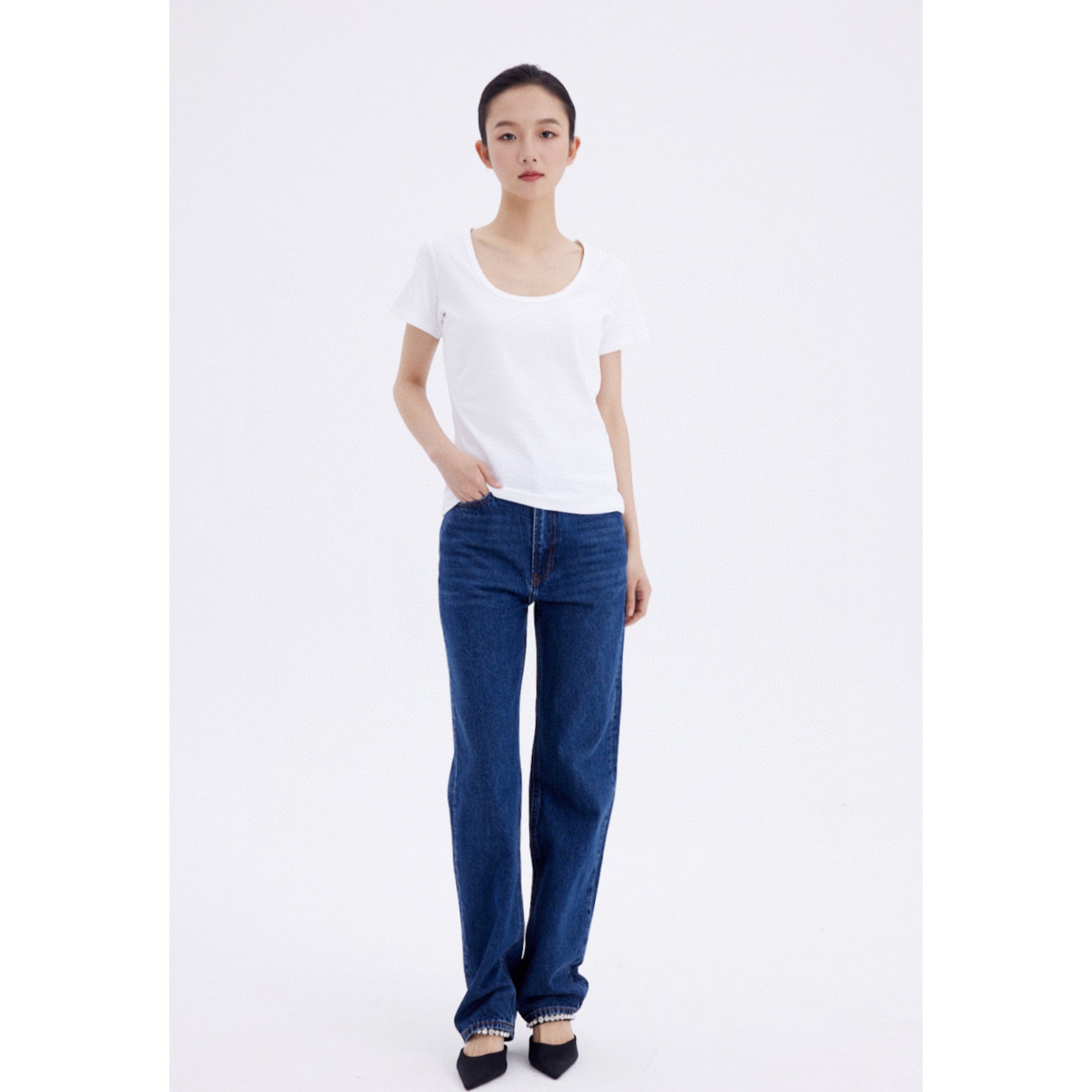 Simple Style Women's Dark Blue Small Straight-leg Jeans ARZ