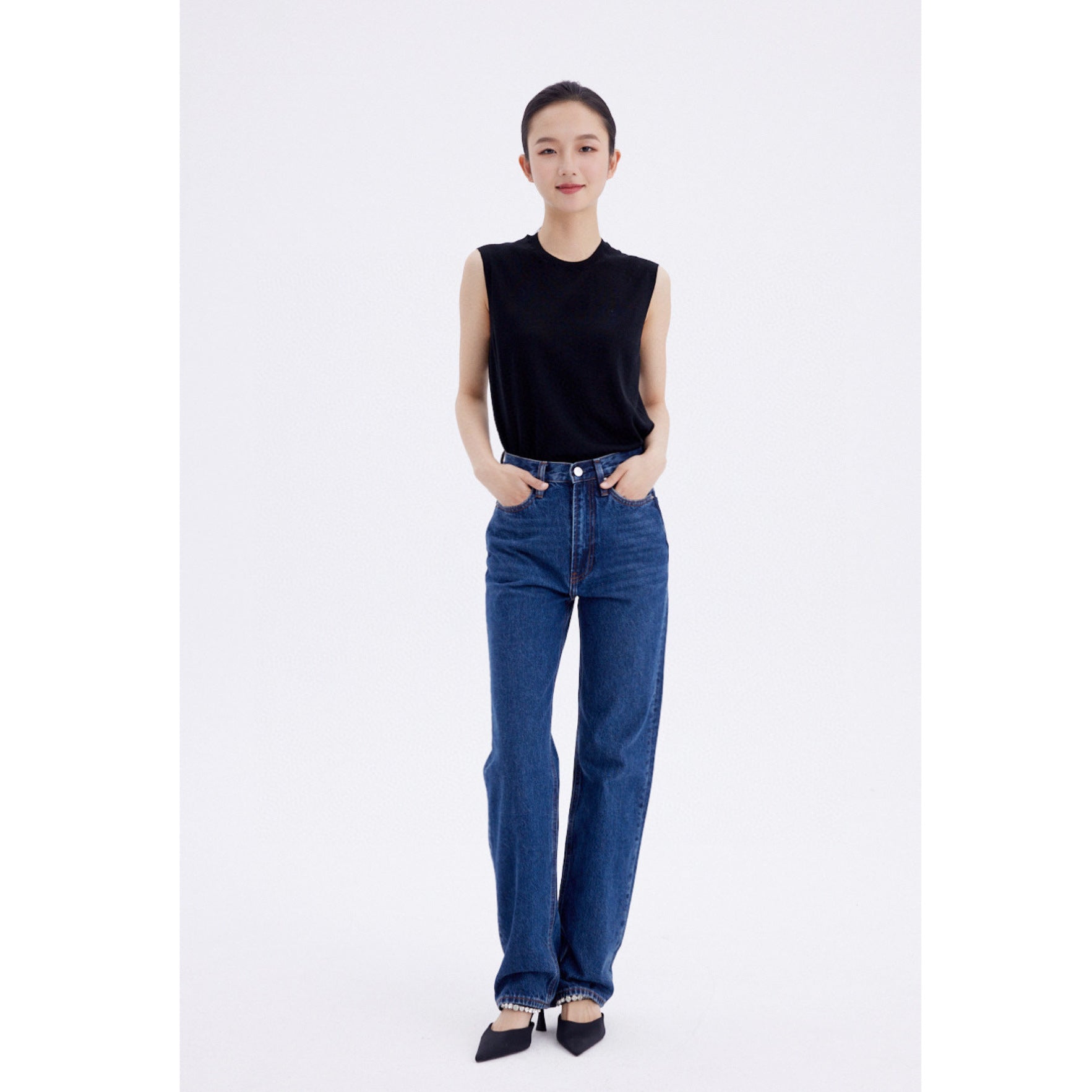 Simple Style Women's Dark Blue Small Straight-leg Jeans ARZ