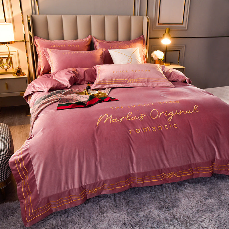 Four-Piece Milk Velvet Set On Light Luxury Bed ARZ