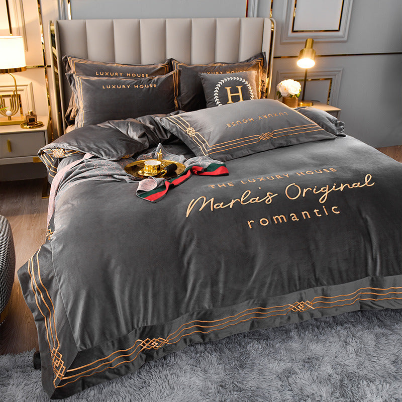 Four-Piece Milk Velvet Set On Light Luxury Bed ARZ