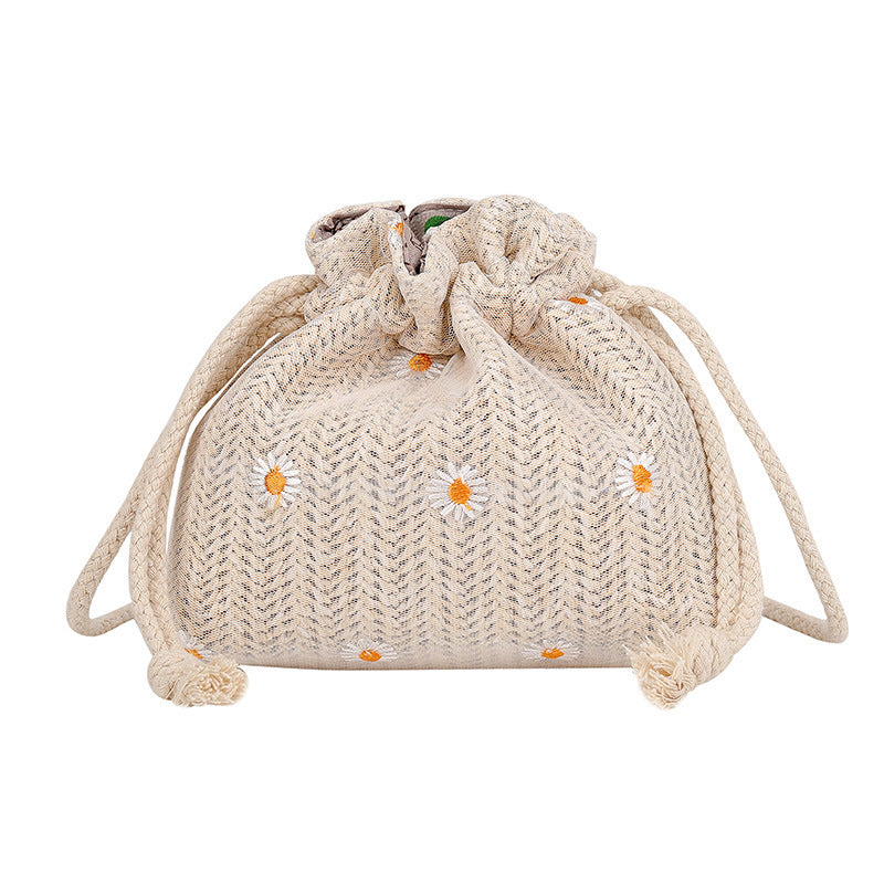 Xiaobao New Summer Foreign Style Embroidery Xiaozou Ju Single Shoulder Straddle Straw Bucket Bag Wholesale ARZ