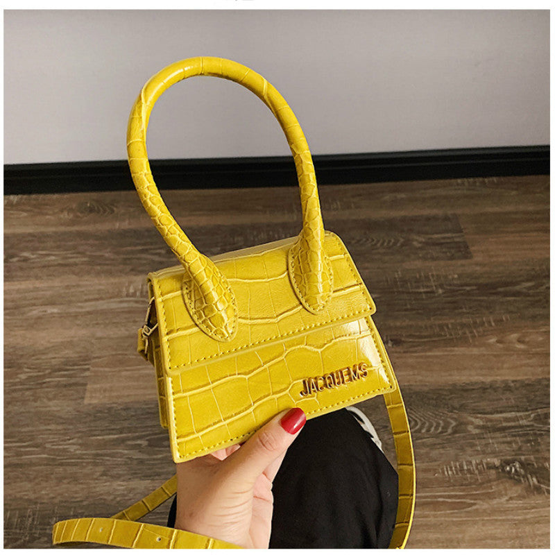 French foreign style many small bag female new style Korean version of 100 take cross-body bag country small one shoulder bag fashion small square bag ARZ