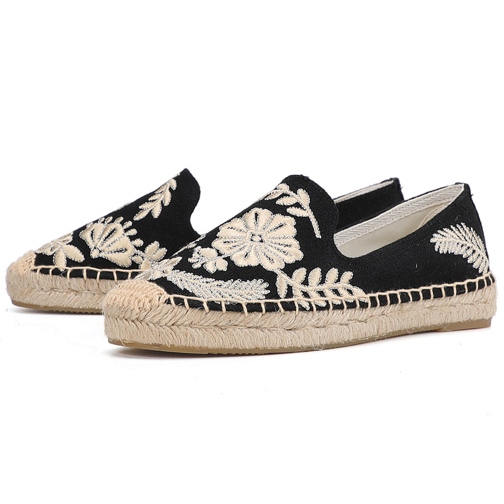 Flat heel embroidered casual canvas shoes ARZ