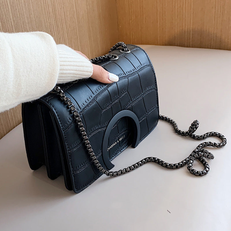 Textured Stylish All-match Chain Messenger Bag ARZ