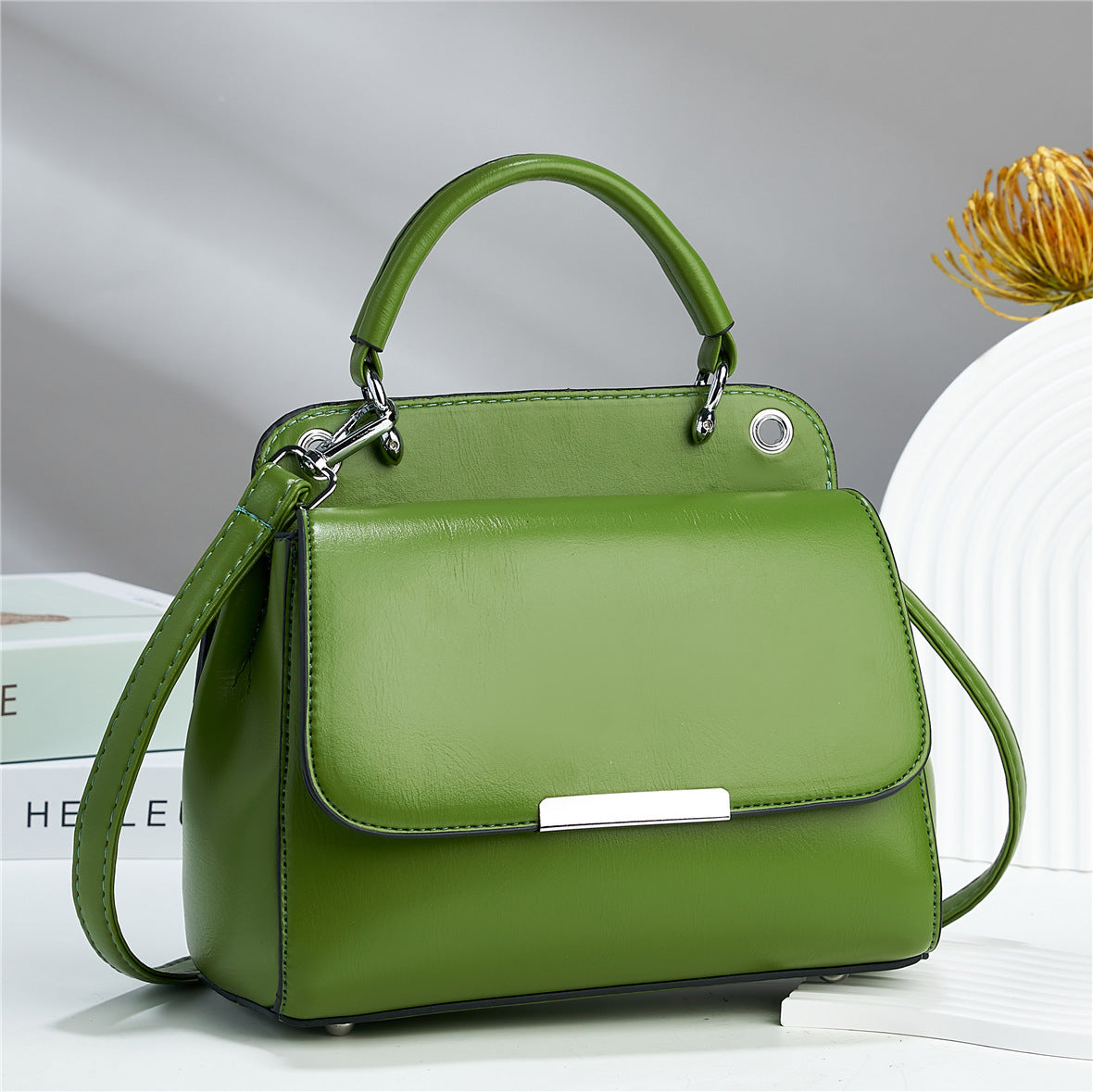 New Candy-colored Flip Texture One-shoulder Crossbody Handbag ARZ