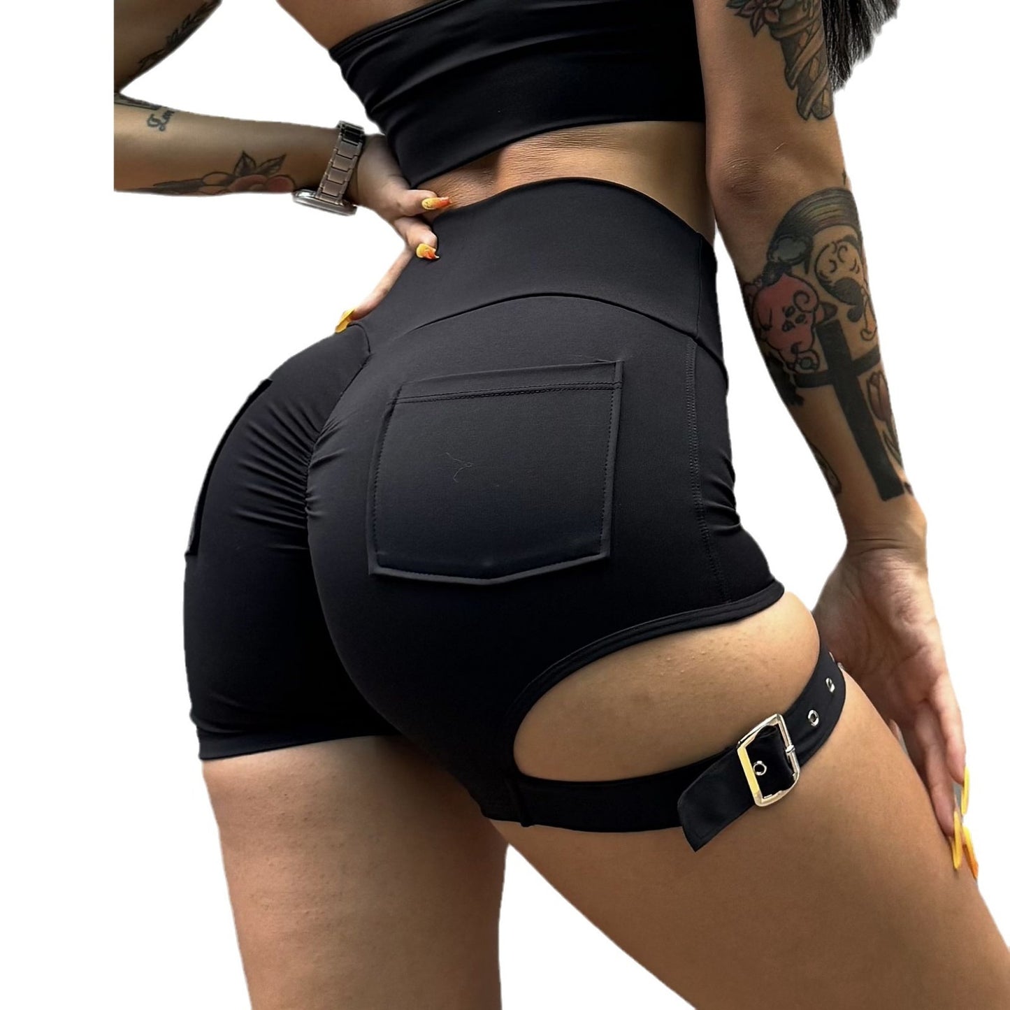 Cargo Pocket Hip Lifting Fitness Shorts ARZ