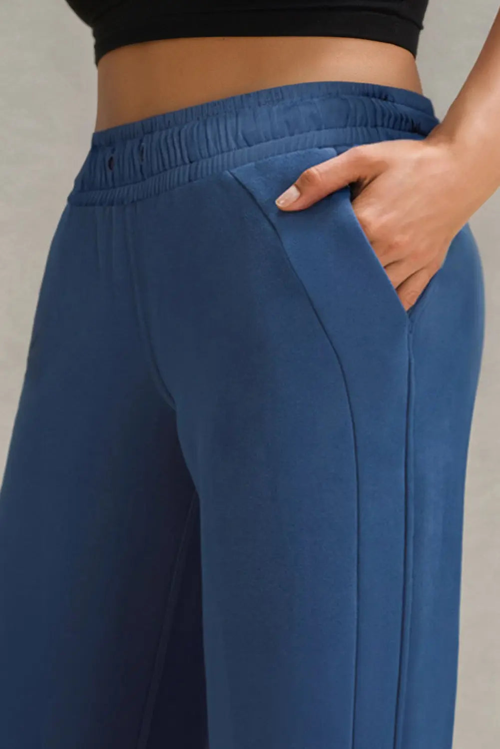 Drawstring Wide Leg Active Pants Trendsi