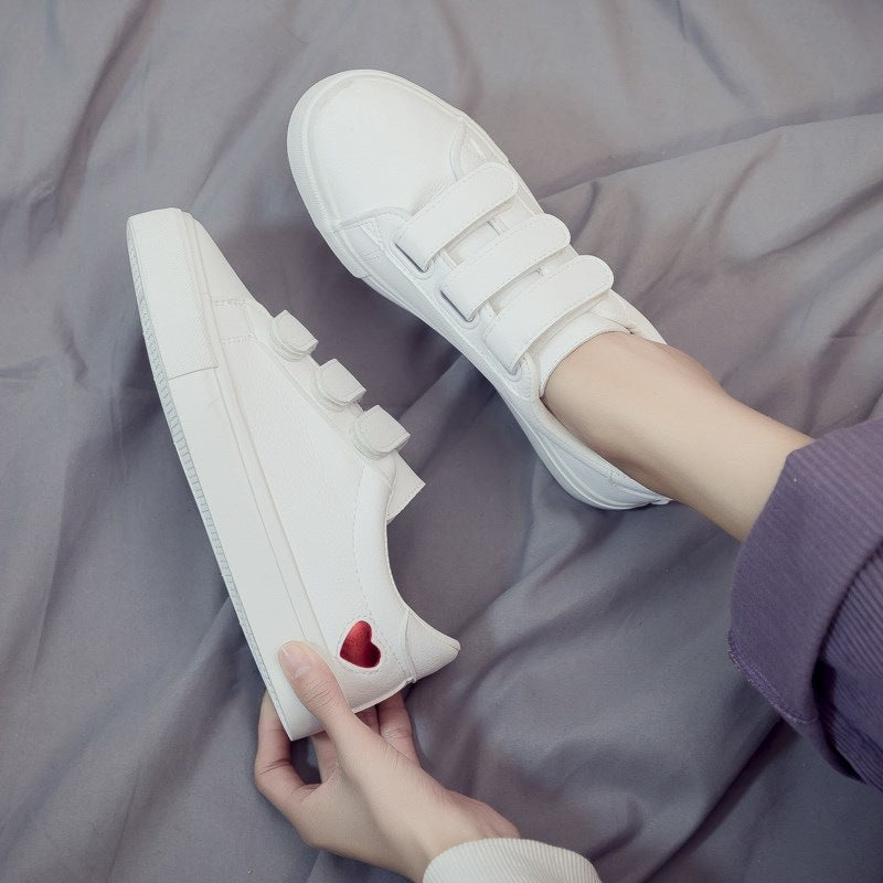 Korean student white shoes ARZ