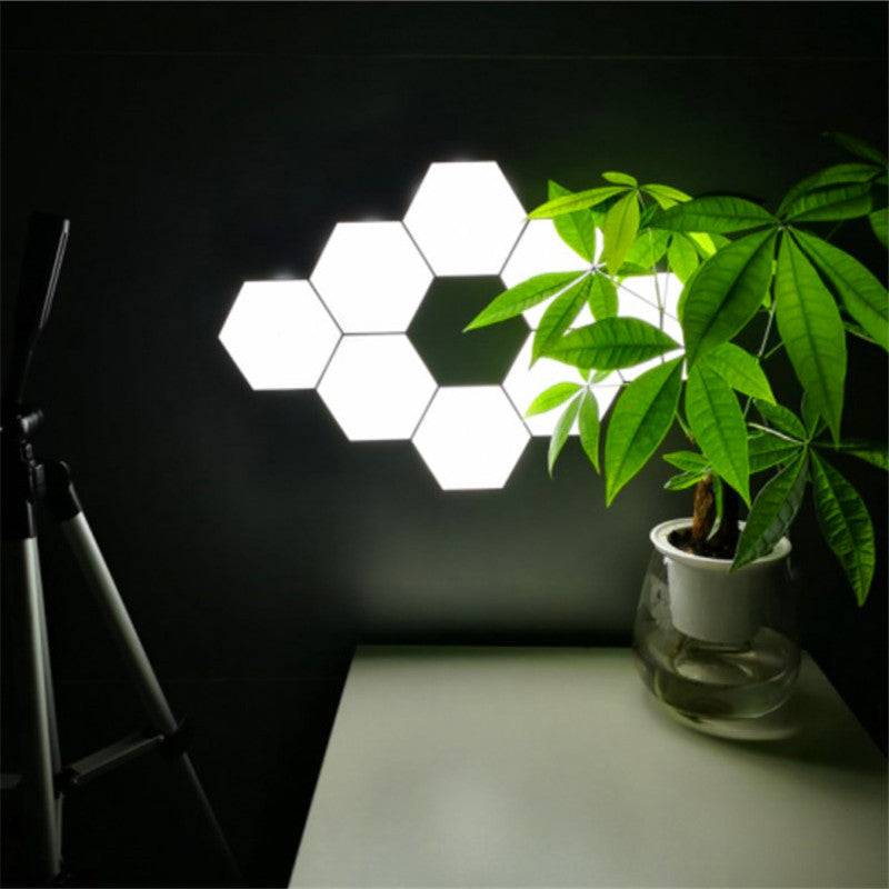 British Creative Honeycomb Modular Assembly Helios Touch Wall Lamp ARZ