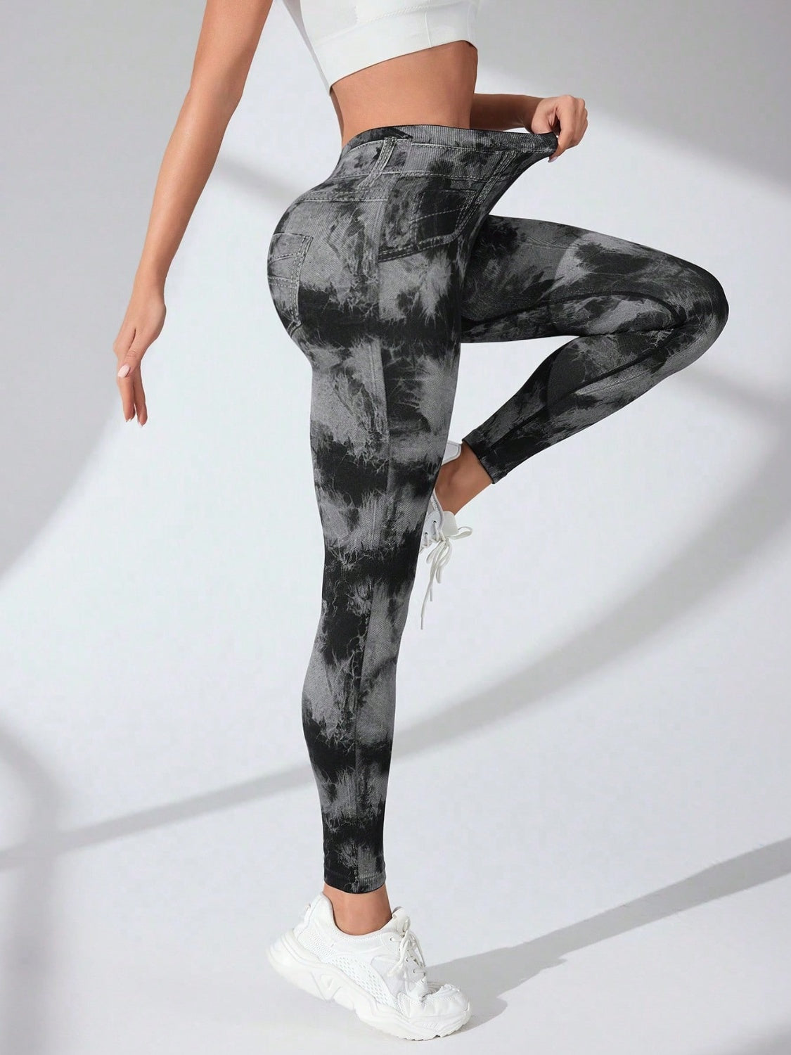 Tie-Dye High Waist Active Leggings Trendsi