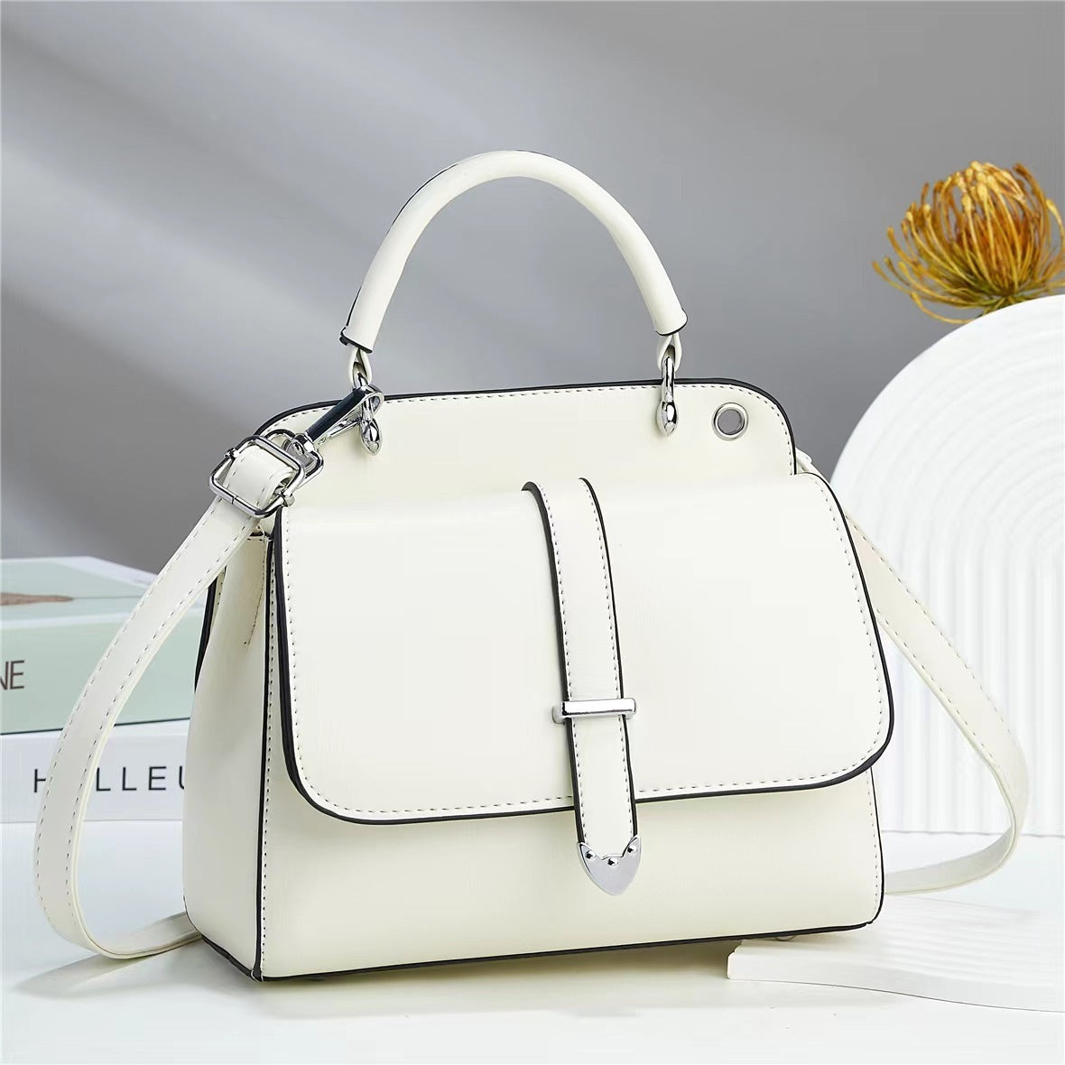 New Candy-colored Flip Texture One-shoulder Crossbody Handbag ARZ