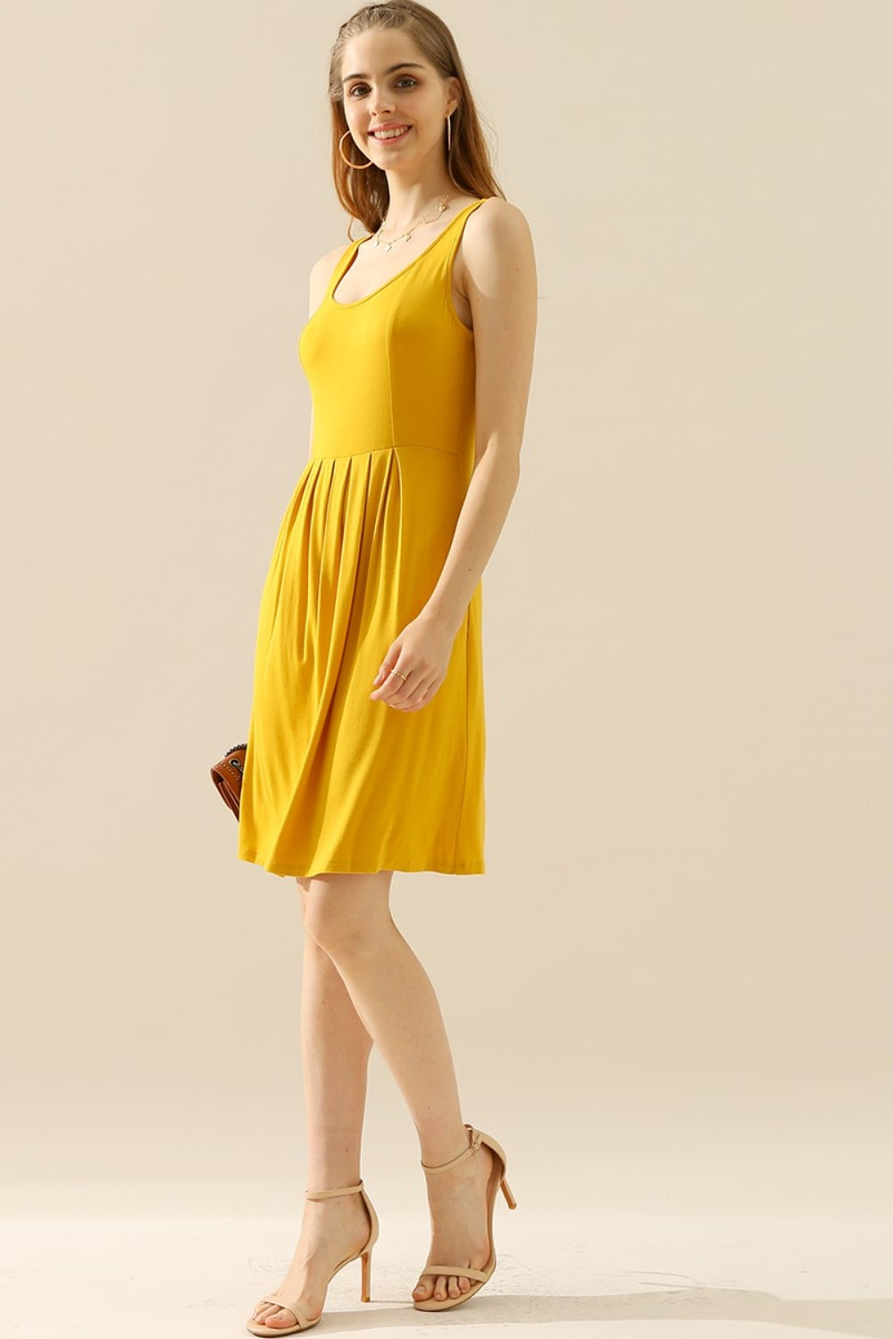 Doublju Full Size Round Neck Ruched Sleeveless Dress with Pockets Trendsi