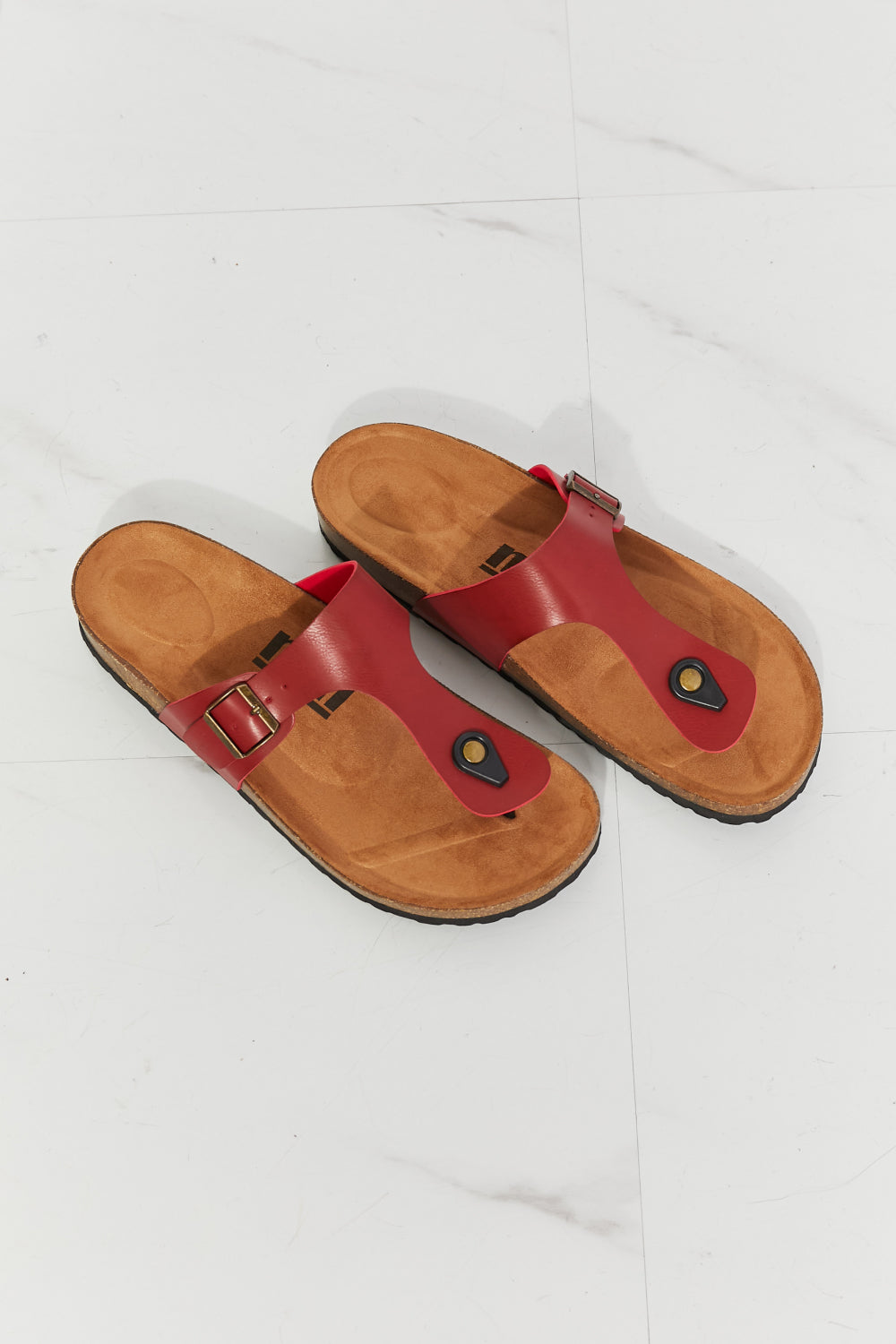 MMShoes Drift Away T-Strap Flip-Flop in Wine Trendsi