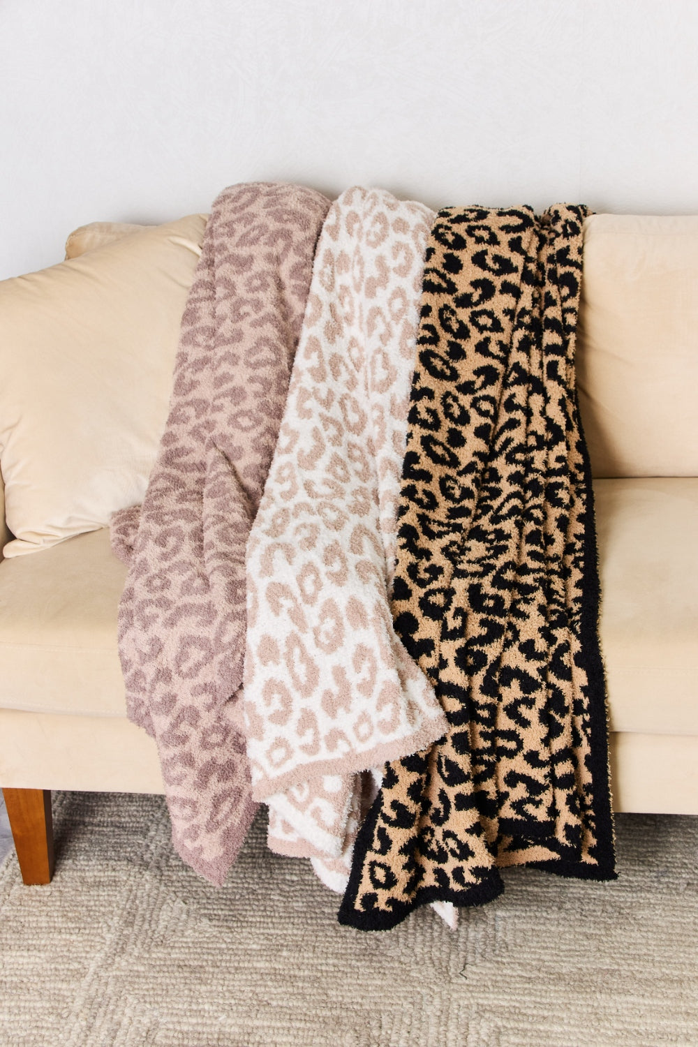 Cuddley Leopard Decorative Throw Blanket Trendsi